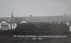 Die ersten Jungmänner des Panzerwagenbataillons 1935-1936.
