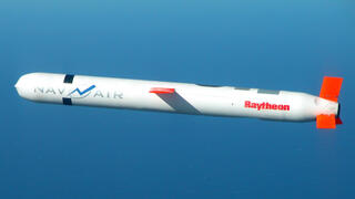 Das Foto zeigt einen Tomahawk-Marschflugkörper. (Symbolfoto: U.S. Navy/Wikimedia Commons, Public Domain)