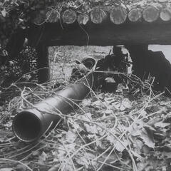 Eine rückstoßfreie Panzerabwehrkanone (rPAK) in einer eingedeckten Stellung. (Foto: Bundesheer/Archiv Truppendienst)
