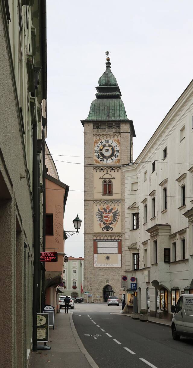 Der Stadtturm auf dem Hauptplatz ist das weithin sichtbare Wahrzeichen von Enns. (Foto: RedTD/Gerold Keusch)