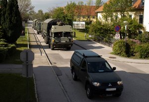 Motorisierter Marsch in der Kolonne. (Foto: Bundesheer/Michael Gottlieber)