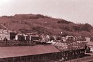 Das zerstörte Werksgelände und der Buchberg nach 1945. (Foto: Archiv Traisen)