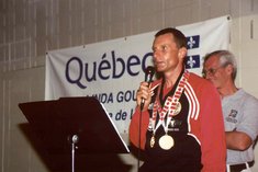 Ansprache des Siegers und Weltmeisters Luis Wildpanner bei der Siegerehrung. (Foto: Archiv Wildpanner)