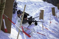 Das bulgarische Team beim Scharfschießen im Gebirge. (Foto: Bundesheer/Michael Kerschat)