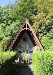 Diese Kapelle in Plambacheck erinnert an die Kampfhandlungen zwischen dem Pielachtal und Eschenau in den letzten Tagen des Zweiten Weltkrieges. (Foto: RedTD/Gerold Keusch)