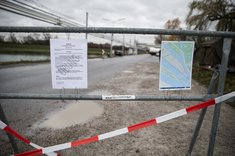 Zufahrt zum Schutzobjekt Ölhafen Lobau. (Foto: Nick Rainer)