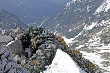 Die zahlenmäßige Anpassung der Truppen und der Kommanden, als eine  Reaktion auf die modernen Bedrohungen reicht nicht mehr aus, um Missionen effizient zu erfüllen. (Foto: NATO MW COE/Archiv)