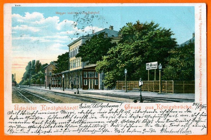 Bahnhof Bruckneudorf/Kiralyhida 1904. (Foto: Verlag Heinrich Effenberger’s Papier- und Galanteriewarenhdlg., Bruck a.d.L.; gemeinfrei)