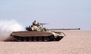 Der größte Exportauftrag für Duro Dakovic war der M-84 AB an das Emirat Kuwait mit einer Anzahl von 149 Stück. 