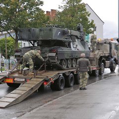 Das Bundesheer musste mit schwerem Gerät und Mannschaften anrücken, um das Hochwasser einzudämmen und die Schäden zu beseitigen. (Foto: Bundesheer/Alexander Langegger)