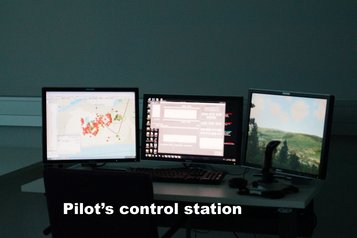 Die Software in der Piloten-/Ausbilderstation berechnet die Flugbahn einer präzisionsgelenkten Munition zum Ziel. (Foto: W. Håland)