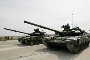 Russische Kampfpanzer T-90. (Foto: volganet.ru; CC BY-SA 3.0)