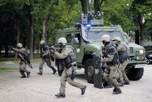 Militärpolizisten trainieren für den Einsatz. (Foto: ÖBH/Pusch)