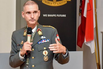 Der Leiter des Sprachinstitutes des Bundesheeres, Oberst dG Thomas Fronek. (Foto: Bundesheer/Christian Fahrngruber)