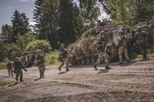 Die praktische Ausbildung im Gefechtsfeld kann durch Online-Unterricht nicht ersetzt werden. (Foto: Bundesheer/Rainer Zisser)