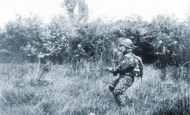Soldaten des ÖBH während einer Übung in den 1960er Jahren. (Foto: Archiv TD)