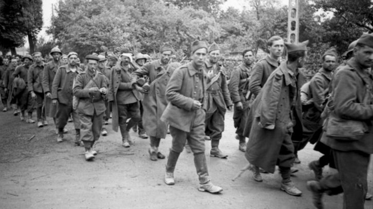 Französische Kriegsgefangene 1940. (Foto: Bundesarchiv, Bild101I-055-1592-05A / Weber, Robert / CC-BY-SA 3.0)