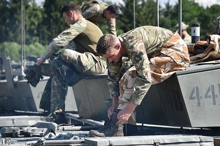 Englische Panzersoldaten. (Foto: U.S. Army/Gertrud Zach/7th Army Training Command/CC BY 2.0)