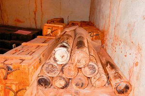 Je länger solche Zustände in den Lagern vorherrschen und je älter die Munition wird, desto schwieriger und gefährlicher wird das Wiederherstellen der Lagersicherheit. (Foto: Bundesheer/Werner Kernmaier)