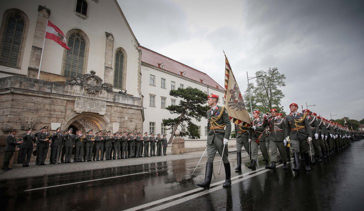 Ausmusterung von Leutnanten an der Theresianischen Militärakademie in Wiener Neustadt. (Foto: ÖBH/Lechner)