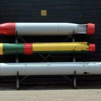Drei Torpedos in verschiedenen Größen. (Symbolfoto: FaceMePLS via Wikimedia Commons/CC BY 2.0)