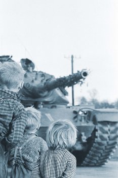 Kampfpanzer M60 im Straßenmarsch während der "Bärentatze". (Foto: HBF) 