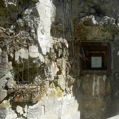 Die Schäden am Artilleriebunker in der Nahaufnahme. (Foto: Bundesheer/Robert Mitterbauer)