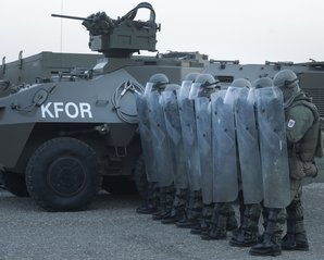 Soldaten des Österreichischen Bundesheeres im KFOR-Einsatz. (Foto: Bundesheer/Daniel Trippolt)