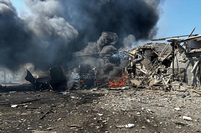 Schäden in der ukrainischen Stadt Pokrowsk nach russischen Luftangriffen. (Fotos: DN.gov.UA; CC BY-SA 4.0)