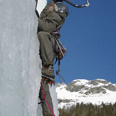 Der Heeresbergführer überwindet auch extremes Gelände bei der Erfüllung seines Auftrages. (Foto: Bundesheer/Reinhold Lackner)