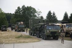 Um die Einfahrt von langen LKW-Zügen zu gewährleisten wurde in der Ostarrichi-Kaserne das zweite Kasernentor geöffnet. (Foto: Bundesheer/Kommando Landstreitkräfte)