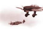 Eine Messerschmitt Me 109 und eine Junkers Ju 87 "Stuka". (Foto: Bundesarchiv. Bild 101I-429-0646-31/Billhardt(CC-BY SA 3.0)