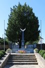 Das Denkmal für die Gefallenen der beiden Weltkriege in Karlstetten. (Foto: RedTD/Gerold Keusch)