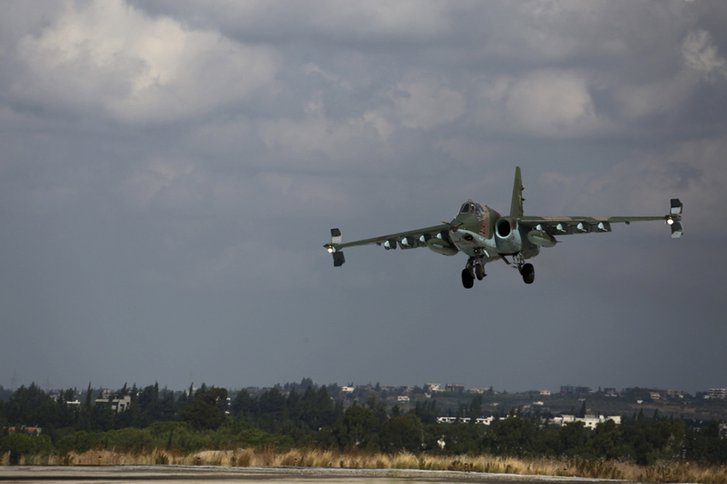 Ein russischer Su-25 Jagdbomber beim Einsatz in Syrien. (Foto: RUS MOD CC BY-4.0)