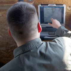 "Beagle"-Operator mit seinem Trupp bei der Grenzüberwachung mit dem Bodenradar. (Foto: RedTD/Gerold Keusch)