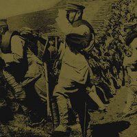 Versäumte Lehren – Japanische Infanterie in ausgebauten Stellungen. Die Stellungskriegstaktik, Schnellfeuergeschütze und die Wirkung der Maschinengewehre im Russisch-Japanischen Krieg von 1904 bis 1905 wurden in der Ausbildung der österreichisch-ungarischen Armee nicht berücksichtigt, was zu verheerenden Verlusten zu Beginn des Ersten Weltkriegs führte. (Foto: Wikipedia/Unterwood CC BY-SA 4.0)