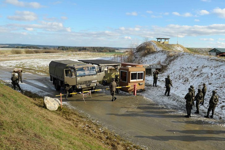 Ausbildung am Checkpoint. (Foto: Tesch)