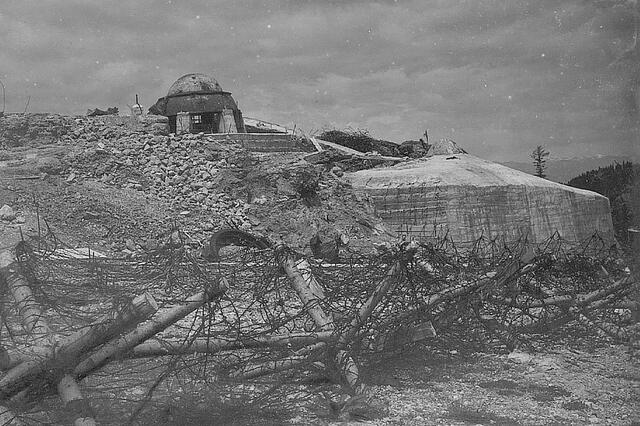 Das k.u.k. Werk Lusern im August 1918. (Foto: k.u.k. Kriegsarchiv; CC0)