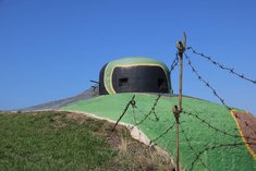 Die Beobachtungskuppeln sind ein Erkennungsmerkmal der schweren Bunker. (Foto: RedTD/Gerold Keusch)