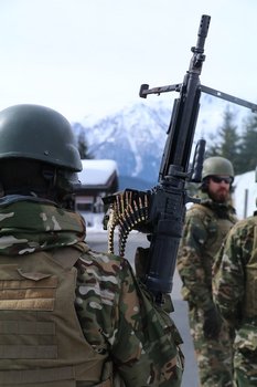 Slowenische Soldaten am Schießplatz. (Foto: Bundesheer/Martin Hörl)