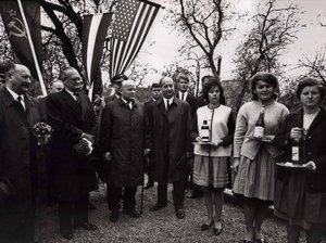 Die erste offizielle Friedensfeier in Erlauf fand 1965 statt. (Foto: Museum Erlauf) 