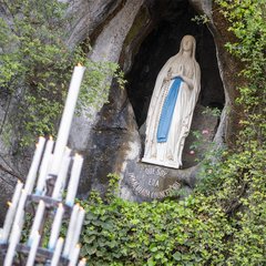 Die Grotte von Massabielle ist der zentrale Ort der Wallfahrtstätte. (Foto: Bundesheer/Daniel Trippolt)