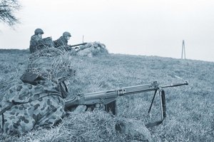 Infanteristen in Stellung. (Foto: HBF)