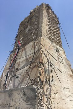 Die 1170 errichtete an-Nuri Moschee im Westen Mossuls wurde im Zuge der Schlacht um Mossul am 21. Juni 2017 weitgehend zerstört. (Foto: Faisal Jeber (FJ), CC BY-SA 4.0)