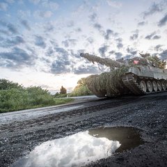 Geballte Feuerkraft auf Ketten: Der Kampfpanzer „Leopard“ 2A4 bildete ein wesentliches Element der Angriffskräfte. (Foto: Bundesheer/Paul Kulec)