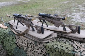 Die Waffe hat eine Länge von 128 cm (mit Schalldämpfer 140 cm) und ein Grundgewicht von 6,28 kg (je nach Optik und Zubehör bis zu 11 kg). (Foto: Truppendienst/Gerold Keusch)