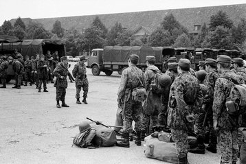 Angetretene Soldaten im Jahr 1968 bei der Formierung und Befehlsausgabe. (Foto: Bundesheer)