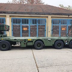 4-Achs-Tiefladeanhänger EMPL, teleskopierbar bis zu 48 Tonnen. (Foto: Bundesheer/Karl Vukics)