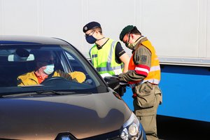 Kontrollen erfolgen stets in Zusammenarbeit mit der Polizei. (Foto: ÖBH)