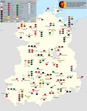 Standorte der Landstreitkräfte der Nationalen Volksarmee, Friedensstruktur 01.12.1986. (Grafik: DonMaffa, eigenes Werk, CC BY-SA 3.0/de Montage: Rizzardi)